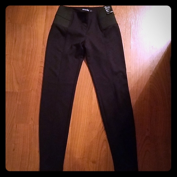 New York & Company Pants - Brand new leggings New York & Company Pants - Brand new leggings